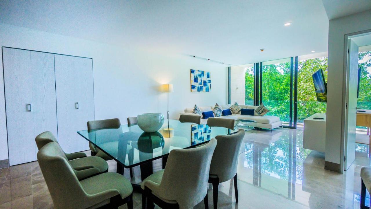 Oceana 232 With Pool